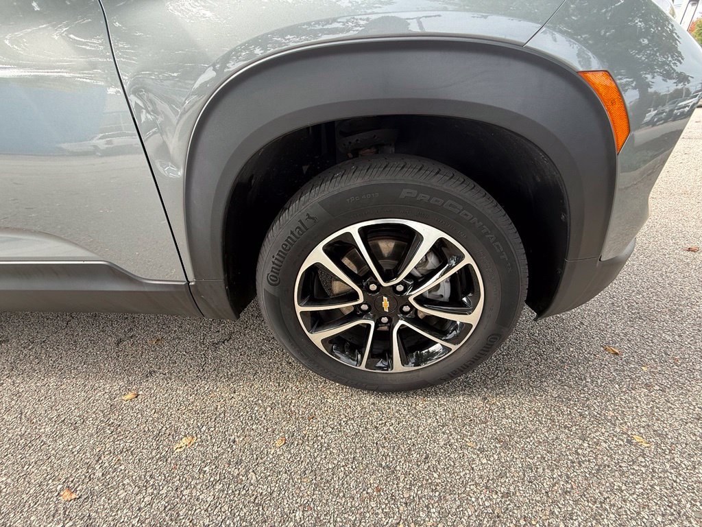 Used 2024 Chevrolet TrailBlazer LT w/ Driver Confidence Package AWD/4WD image 31