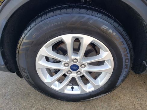 Used 2020 Ford Escape SE image 44