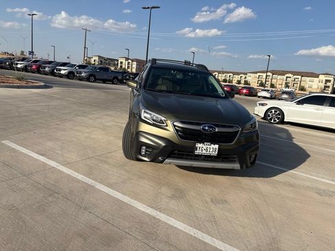 Used 2020 Subaru Outback Limited w/ Popular Package #2 AWD/4WD image 18