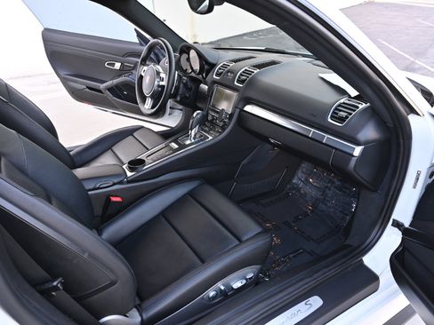 Used 2014 Porsche Cayman S RWD image 15