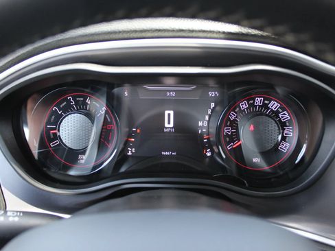 Used 2019 Dodge Challenger R/T w/ Driver Convenience Group RWD image 12