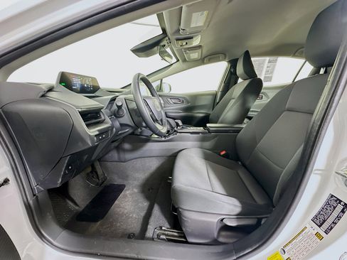 Used 2024 Toyota Prius LE image 13