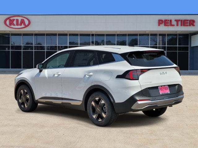 New 2026 Kia Sportage LX FWD image 3