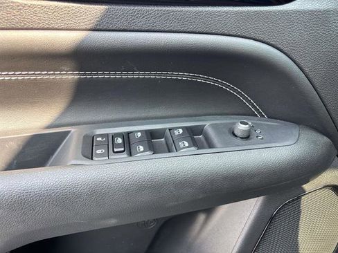 Certified 2024 Jeep Compass Limited w/ High Altitude Package image 16