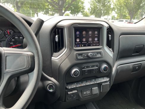 Used 2025 Chevrolet Silverado 1500 Custom Trail Boss AWD/4WD image 32
