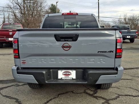Used 2024 Nissan Frontier PRO-4X w/ Technology Package image 5