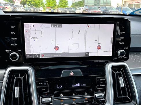 Used 2022 Kia Sorento S w/ Panoramic Sunroof Package FWD image 15