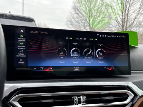 Used 2024 BMW 330i xDrive Sedan w/ Premium Package image 29