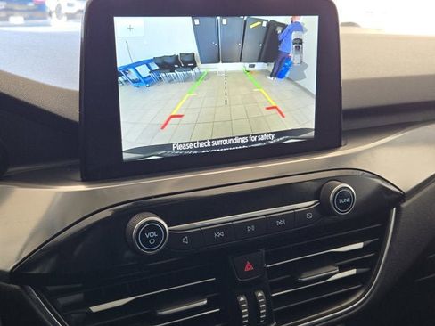 Used 2022 Ford Escape Titanium w/ Class II Trailer Tow Package image 28