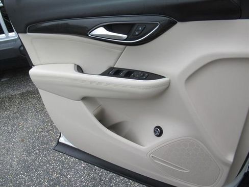 Used 2021 Buick Envision Preferred image 24