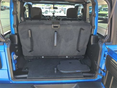 Used 2023 Jeep Wrangler Sport AWD/4WD image 21