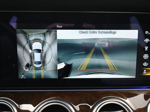 Used 2022 Mercedes-Benz E 350 4MATIC Sedan image 15