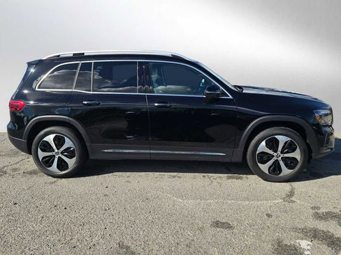 New 2026 Mercedes-Benz GLB 250 image 2