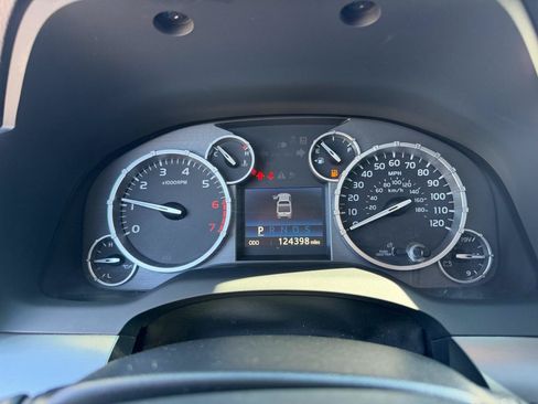 Used 2014 Toyota Tundra Platinum AWD/4WD image 24