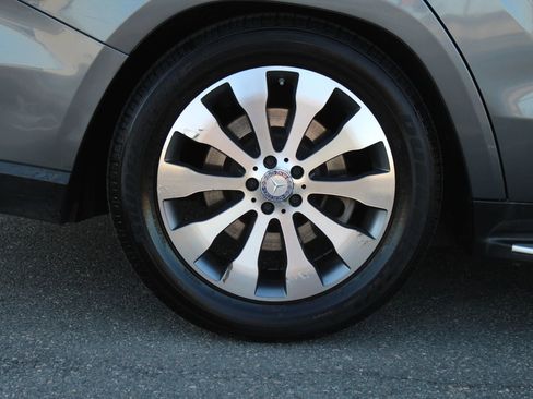 Used 2017 Mercedes-Benz GLS 450 4MATIC image 44