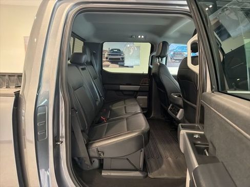Used 2024 Ford F250 Lariat w/ Chrome Package AWD/4WD image 17