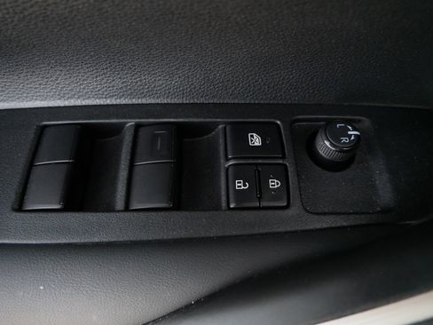 Certified 2023 Toyota Corolla SE image 19