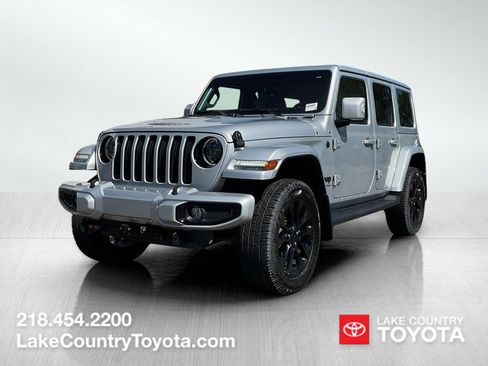 Used 2023 Jeep Wrangler Unlimited Sahara AWD/4WD image 1