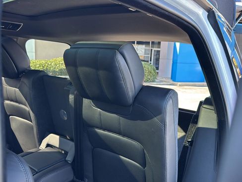 Used 2022 Land Rover Range Rover P525 Westminster Edition image 26