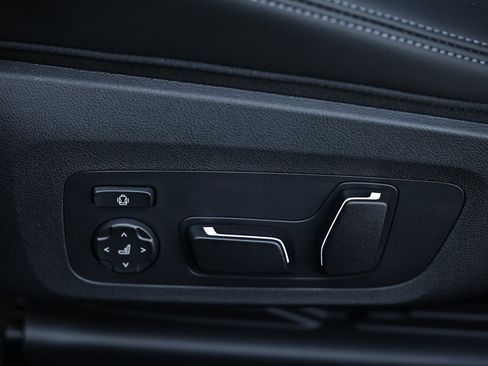 New 2026 BMW M4 xDrive Competition w/ Executive Package image 26