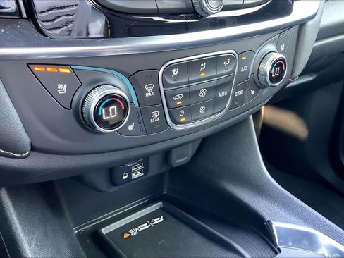Used 2023 Chevrolet Traverse Premier w/ Redline Edition FWD image 64