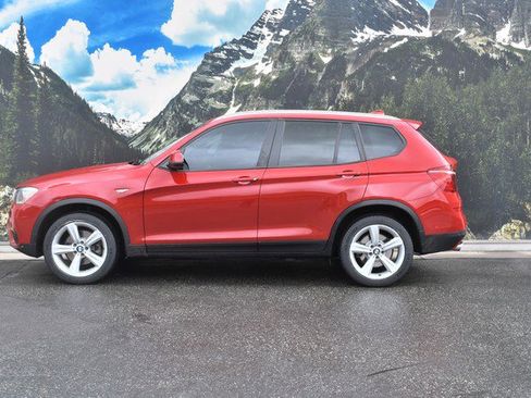 Used 2017 BMW X3 xDrive28i image 7