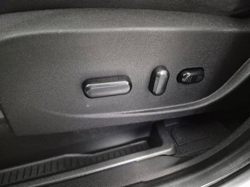 Used 2014 Ford Escape SE image 17