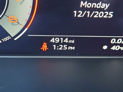 Certified 2025 Audi Q5 2.0T Premium Plus image 14