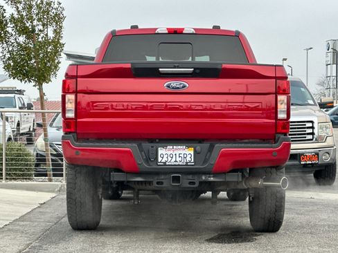 Certified 2022 Ford F250 Lariat image 5