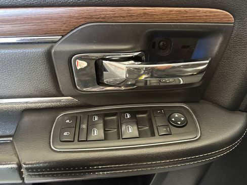 Used 2014 RAM 2500 Laramie w/ Protection Group AWD/4WD image 15