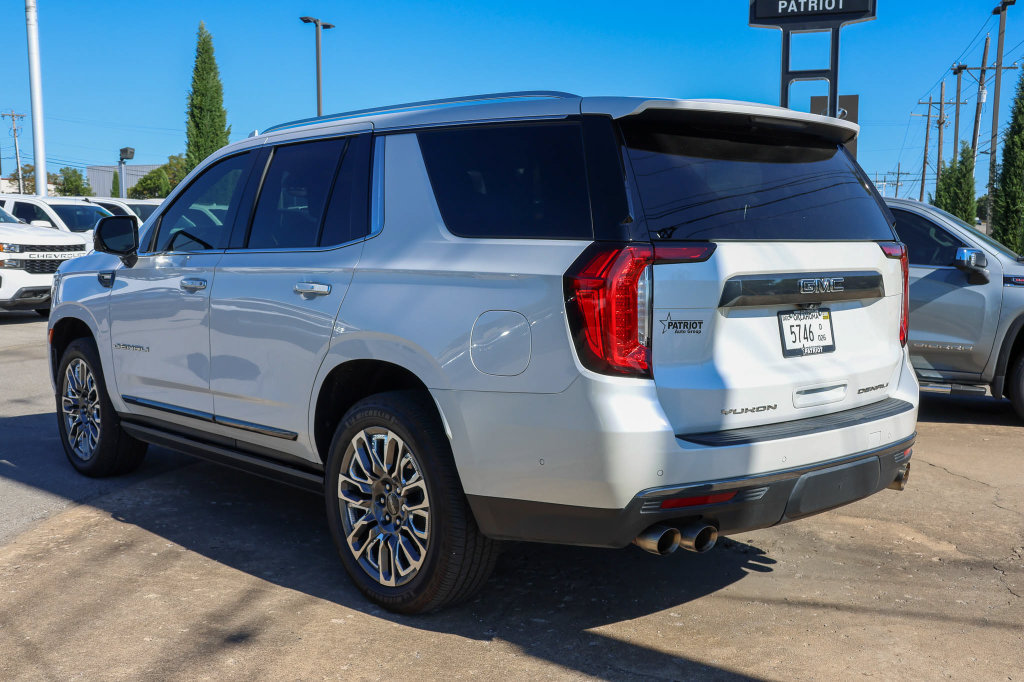 Used 2023 GMC Yukon Denali Ultimate AWD/4WD image 5