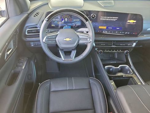 New 2026 Chevrolet Traverse High Country w/ LPO, Floor Liner Package image 7