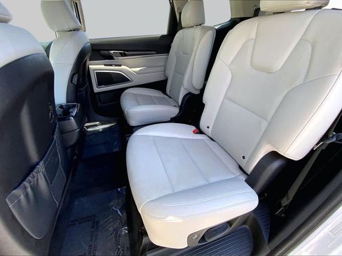 Used 2023 Kia Telluride S w/ S Sunroof Package AWD/4WD image 20