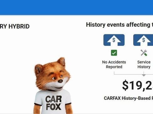 Used 2018 Toyota Camry XLE image 32