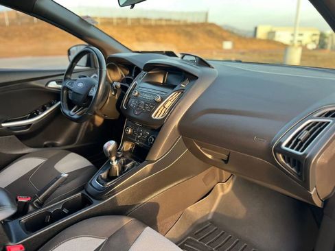 Used 2018 Ford Focus ST image 20