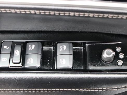 Used 2024 Jeep Wagoneer Series II image 52