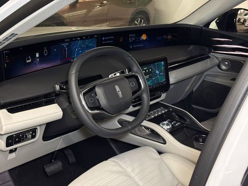 New 2026 Lincoln Nautilus Reserve image 17