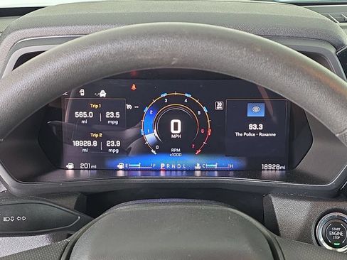 Used 2024 Chevrolet Colorado W/T RWD image 11