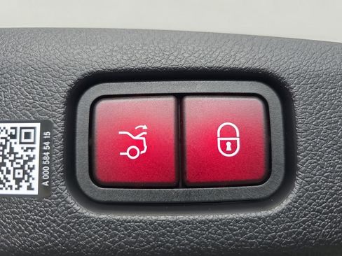 New 2026 Mercedes-Benz E 350 Sedan image 14