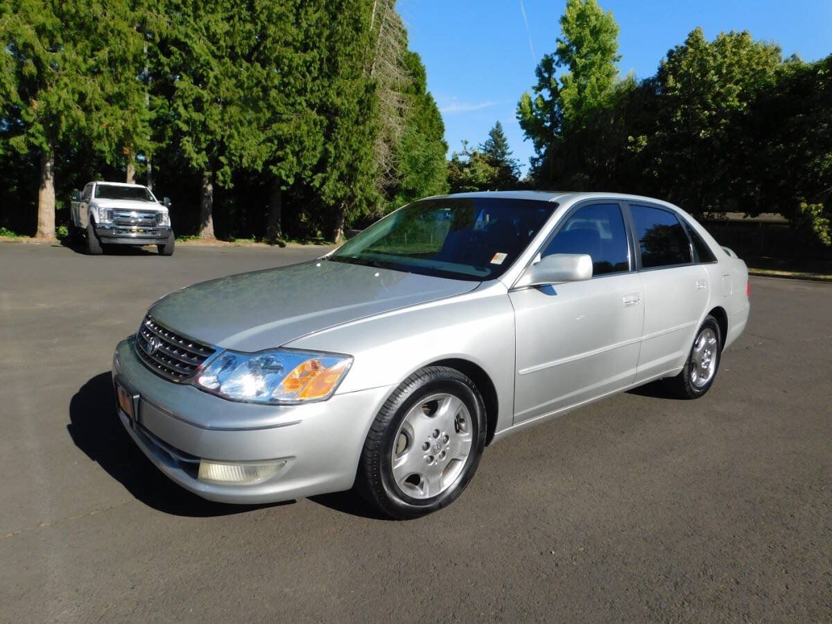 Used 2003 Toyota Avalon XLS FWD image 4