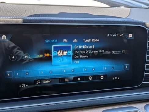 Used 2023 Mercedes-Benz GLS 450 4MATIC image 19