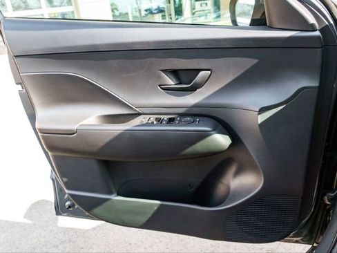 New 2025 Hyundai Kona SEL FWD image 17