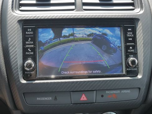 Used 2025 Mitsubishi Outlander Sport ES AWD/4WD image 31