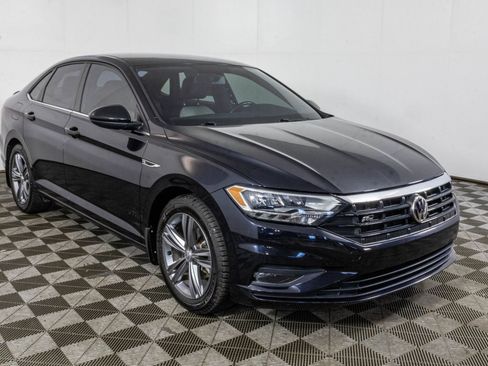Used 2020 Volkswagen Jetta R-Line FWD image 13