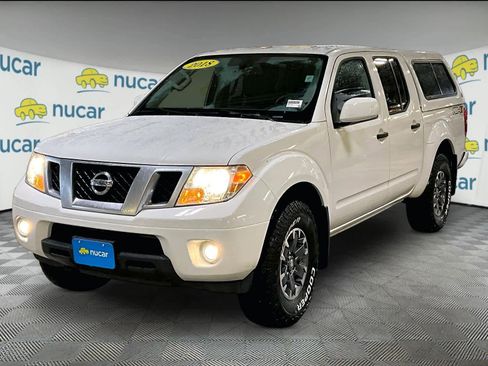 Used 2018 Nissan Frontier PRO-4X image 3