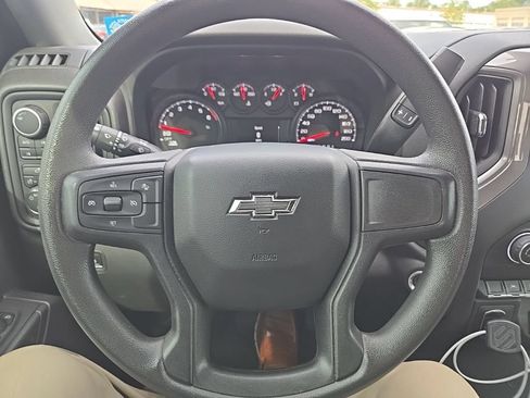 Used 2022 Chevrolet Silverado 1500 Custom Trail Boss AWD/4WD image 12