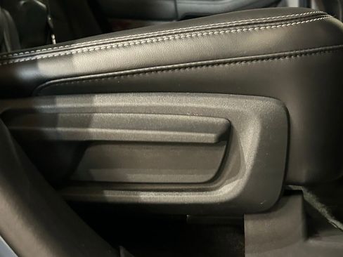 Used 2024 Ford Escape SE image 57