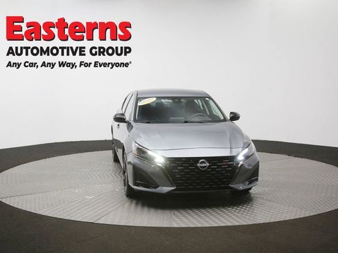 Used 2024 Nissan Altima 2.5 SR FWD image 51