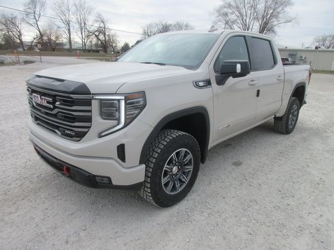 New 2026 GMC Sierra 1500 AT4 w/ AT4 Premium Package image 11