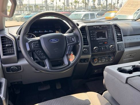 Used 2019 Ford F250 XLT AWD/4WD image 27